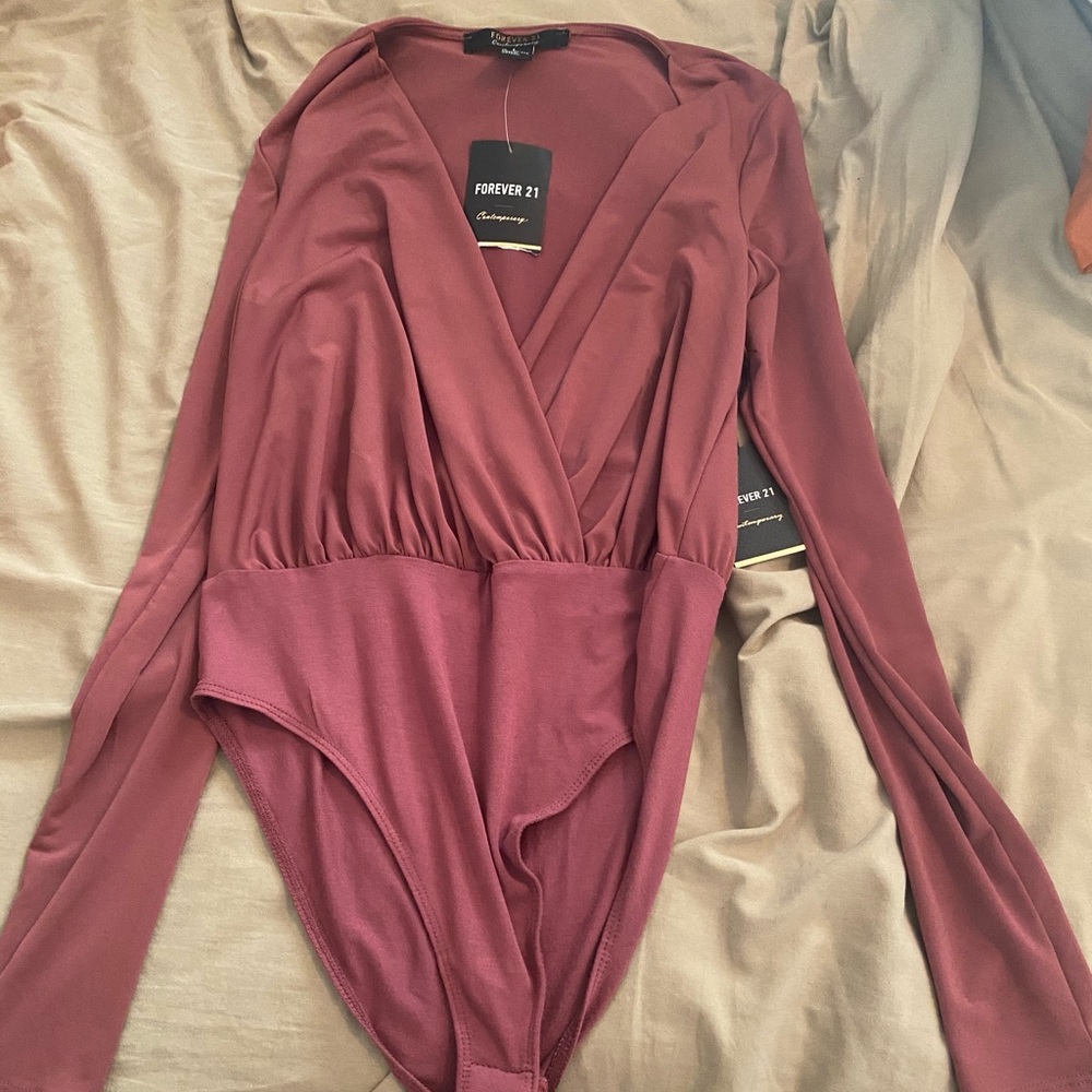 NWT Forever 21 V Neck Bodysuit